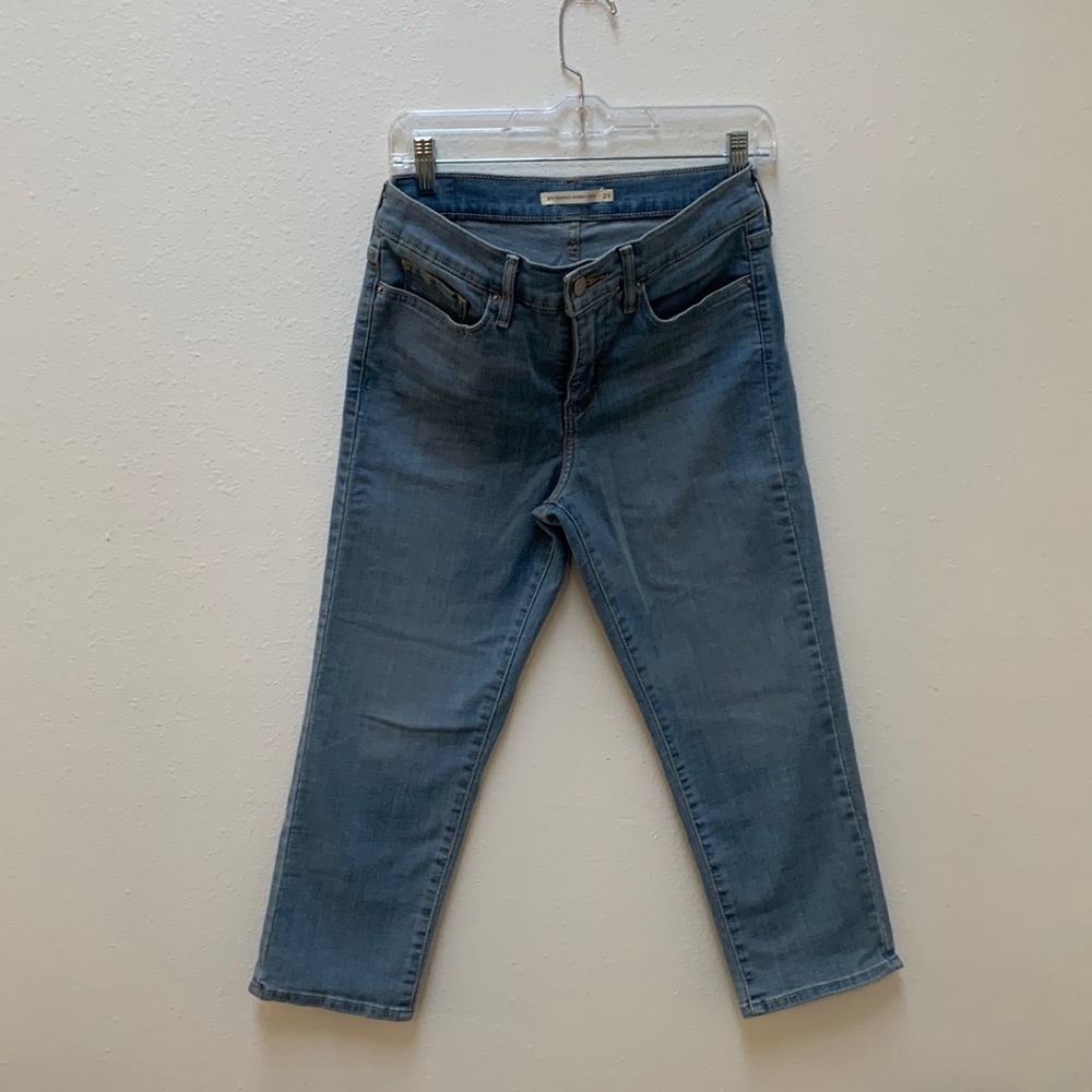 Women’s Levi’s 311 Shaping Skinny Capri Jeans Size 29